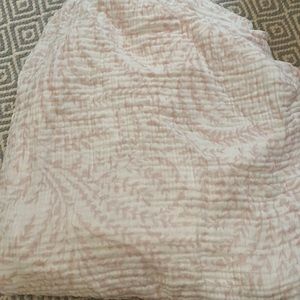 Serena & Lily Priano Crib sheet